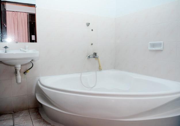 Fortuna Guest House Yogyakarta Kültér fotó